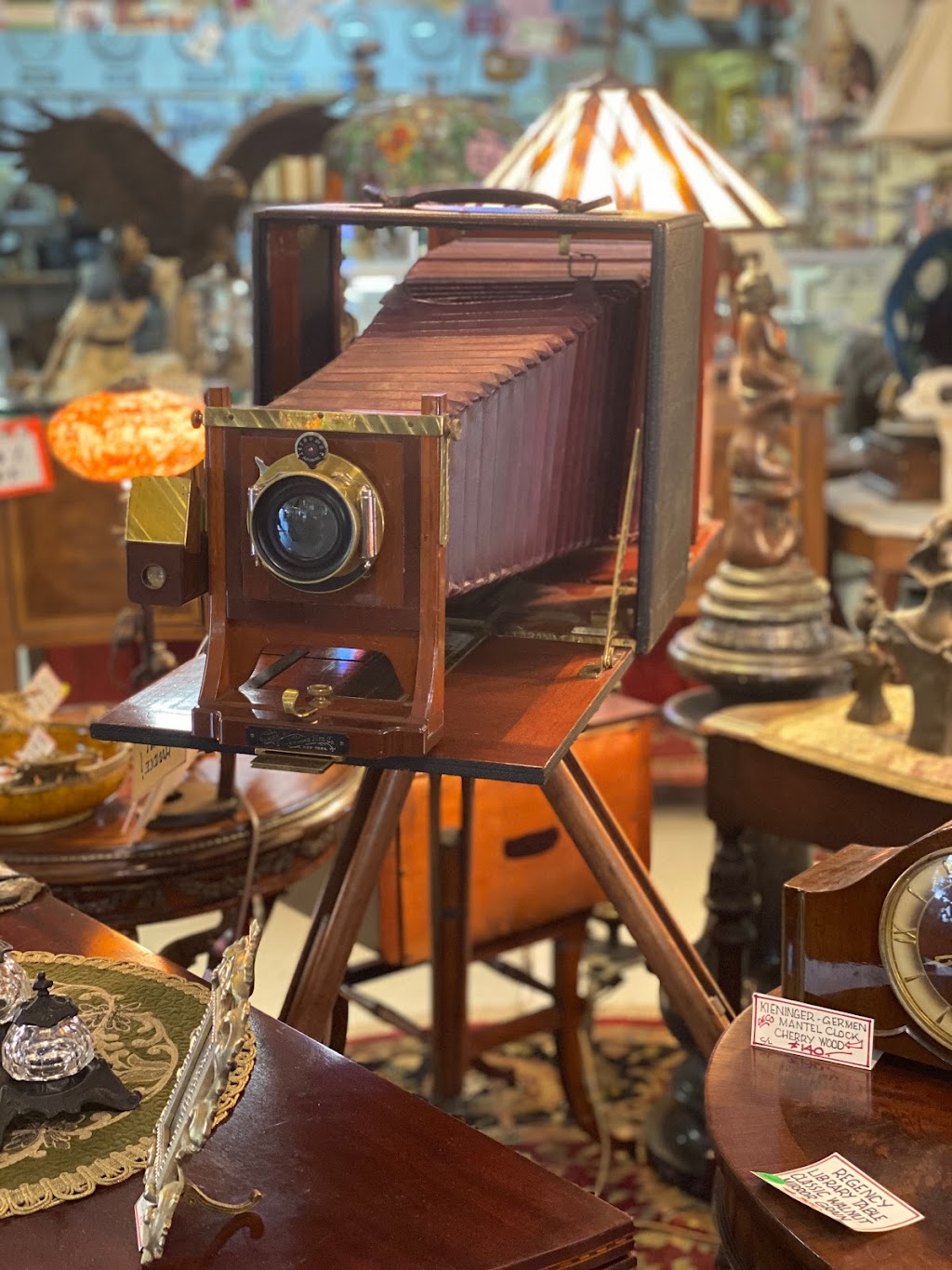 The Greenhouse Antiques And Collectibles | 425 N Country Rd, St James, NY 11780 | Phone: (631) 584-3758