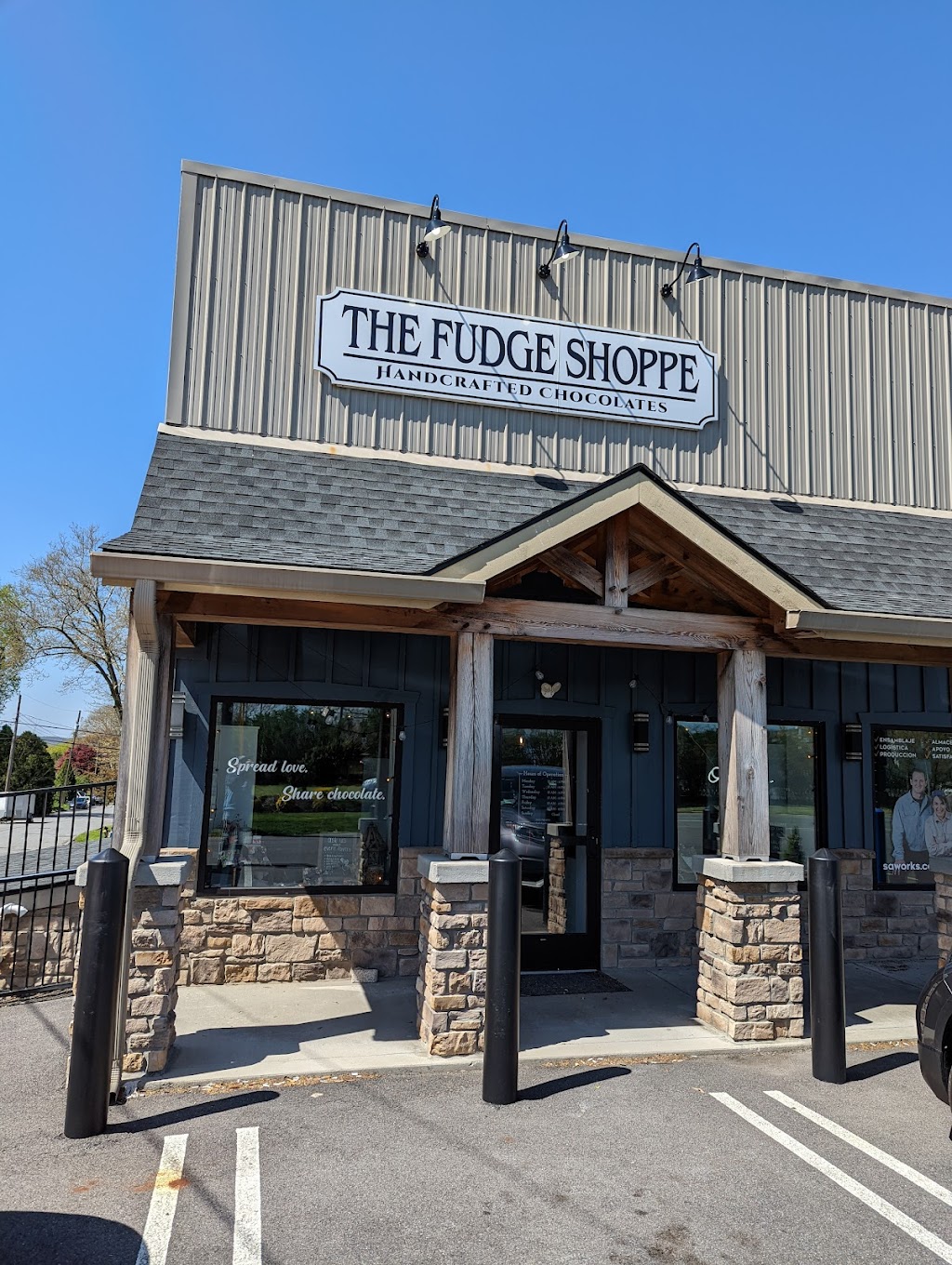 The Fudge Shoppe | 1208 US-22 Suite A, Phillipsburg, NJ 08865 | Phone: (908) 760-6701
