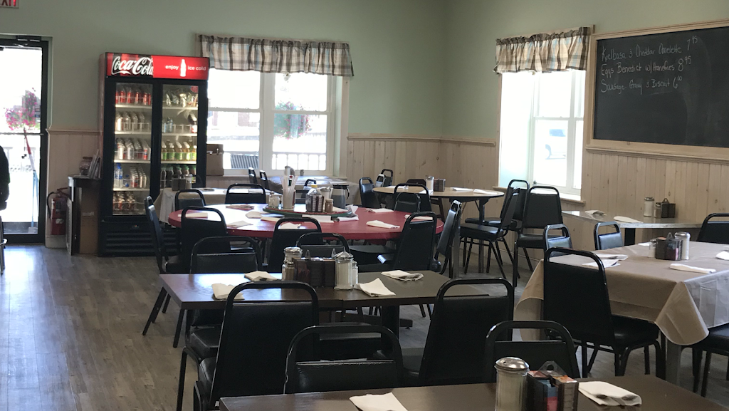 A Cs Eatery | 601 S Main St #6921, Torrington, CT 06790 | Phone: (860) 489-5866