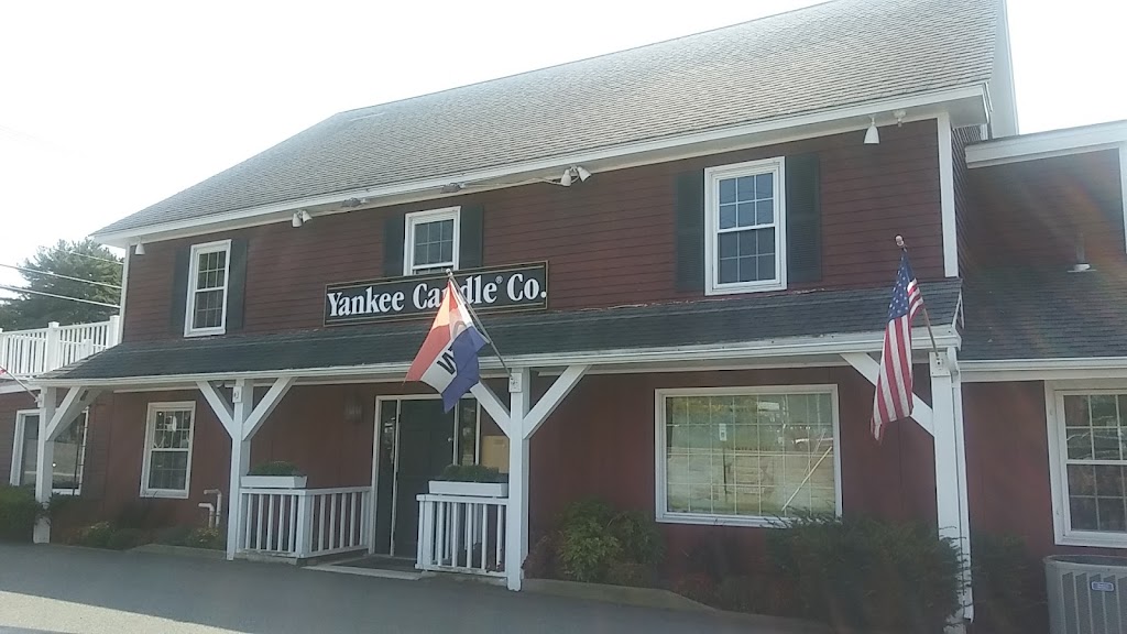 Yankee Candle | 475 Pittsfield Rd, Lenox, MA 01240 | Phone: (413) 499-3626