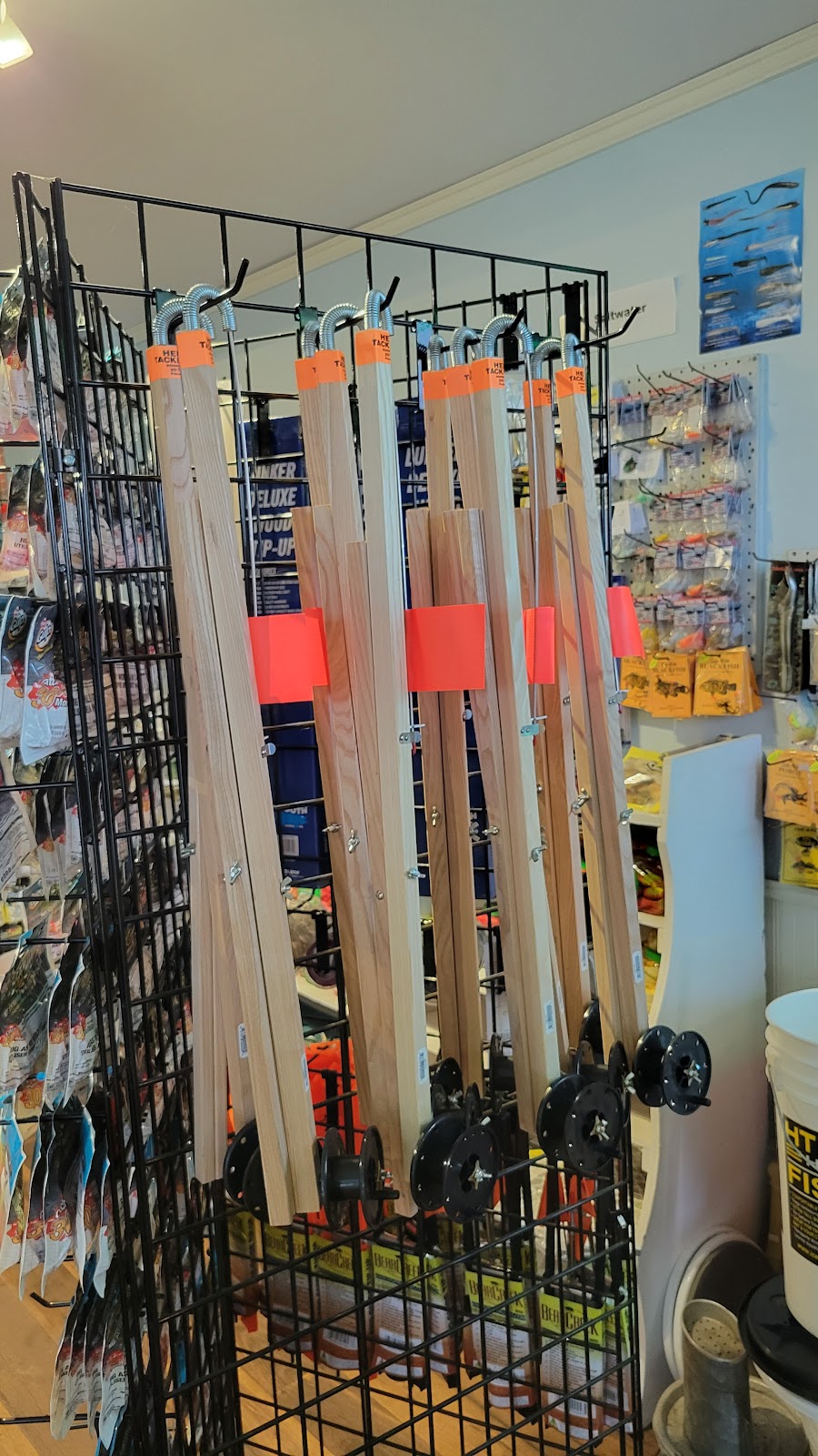 Zahs Bait and Tackle | 204 Main St, Portland, CT 06480 | Phone: (860) 331-3684