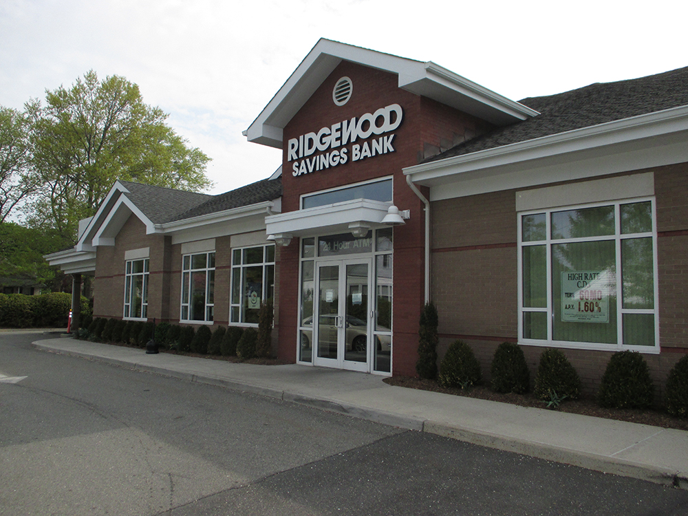 Ridgewood Savings Bank | 835 Atlantic Ave, Baldwin Harbor, NY 11510 | Phone: (516) 223-2835