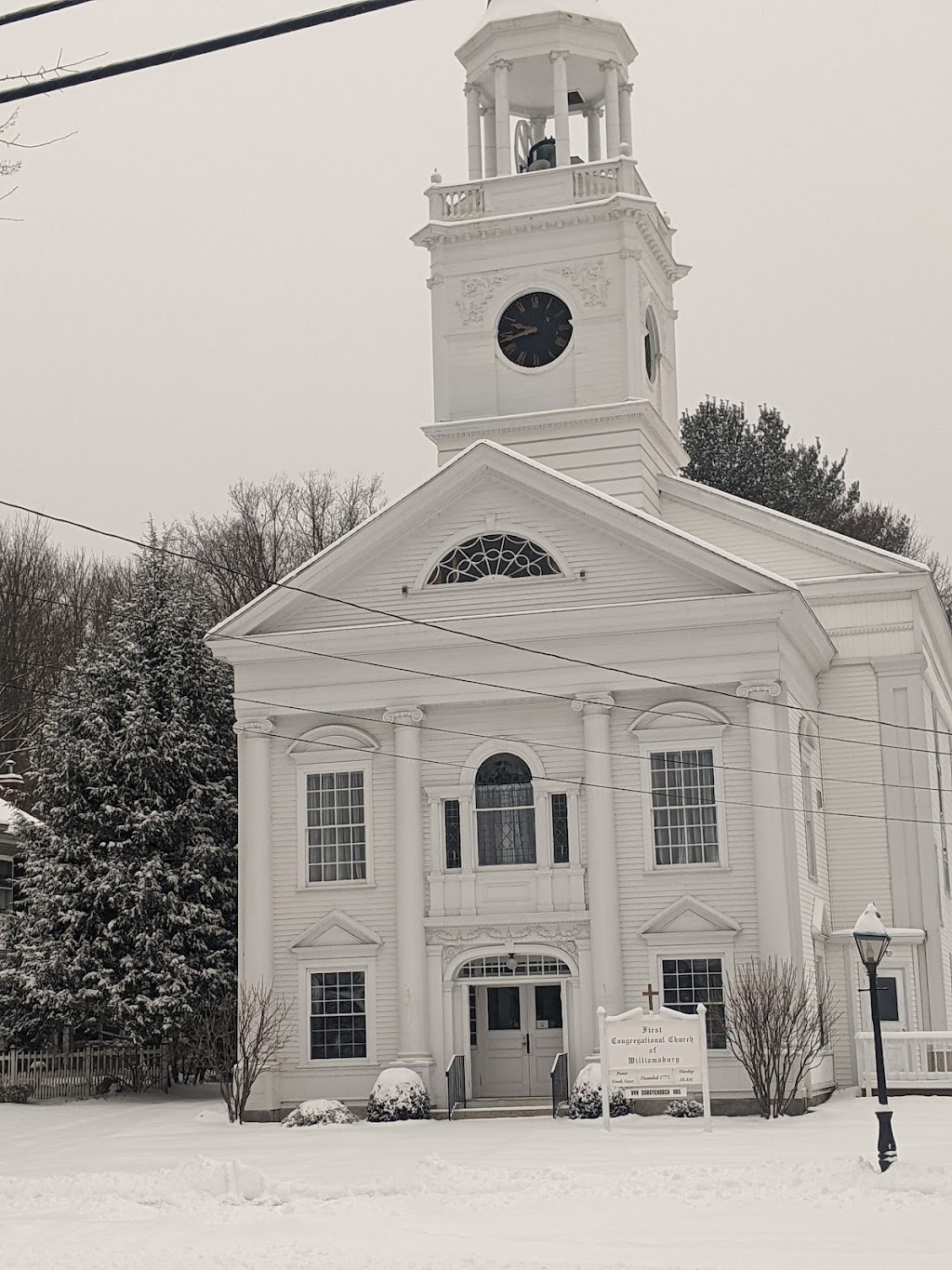 First Congregational Church | 4 N Main St, Williamsburg, MA 01096 | Phone: (413) 268-7557
