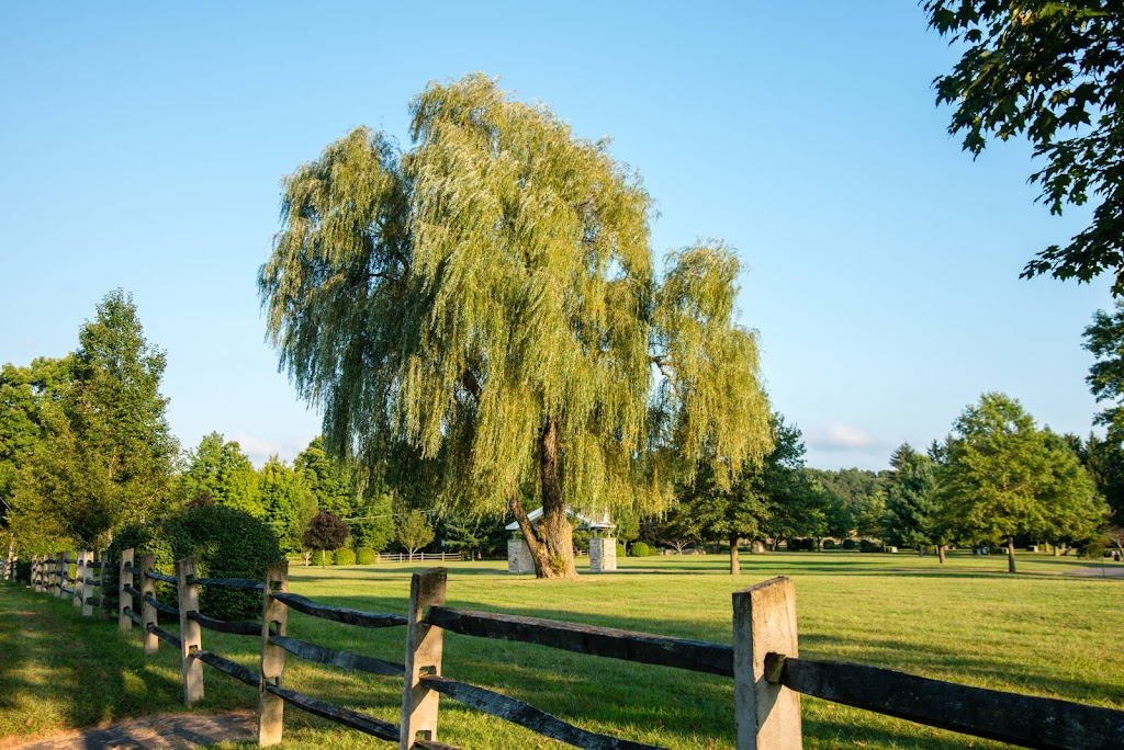 Holy Cross Cemetery | 17 Wickham Rd, Glastonbury, CT 06033 | Phone: (860) 646-3772