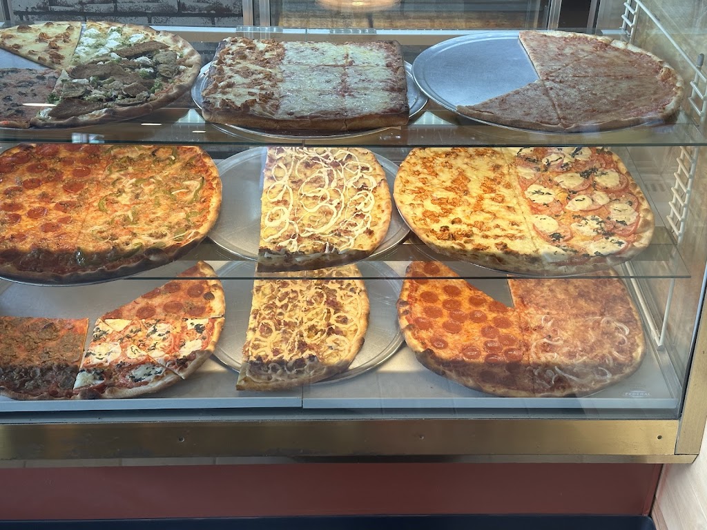 Goshen Pizza | 59 Torrington Rd, Goshen, CT 06756 | Phone: (860) 491-2121