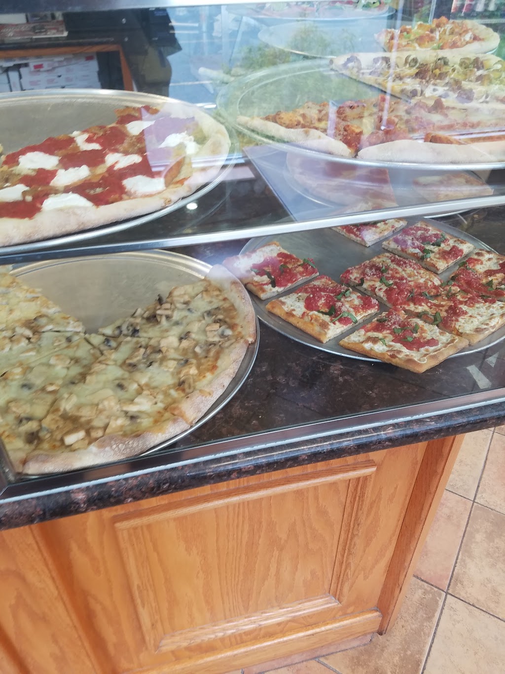 Dannys Pizza | 47 Main St #11, Bloomingdale, NJ 07403 | Phone: (973) 838-6700