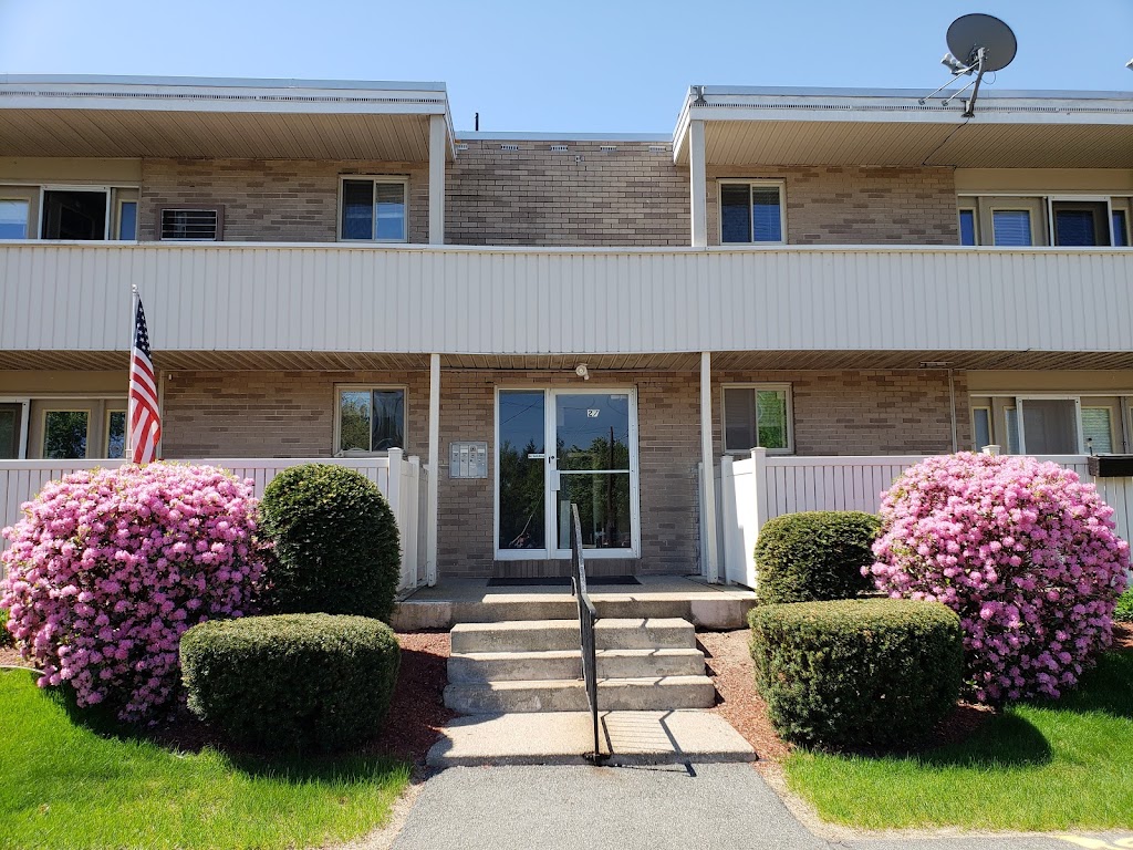 Sutton Place Apartments | 27 Sutton Pl #101, Agawam, MA 01001 | Phone: (413) 786-4771