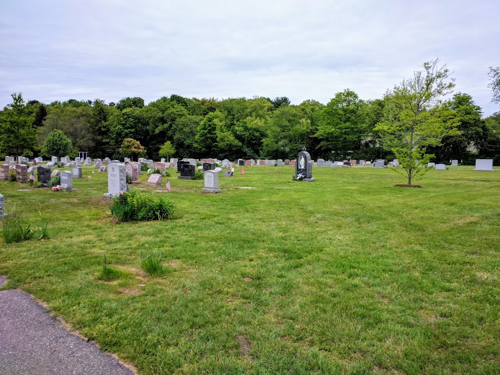 Centerbrook Cemetery | 37 Westbrook Rd, Centerbrook, CT 06409 | Phone: (860) 227-8265