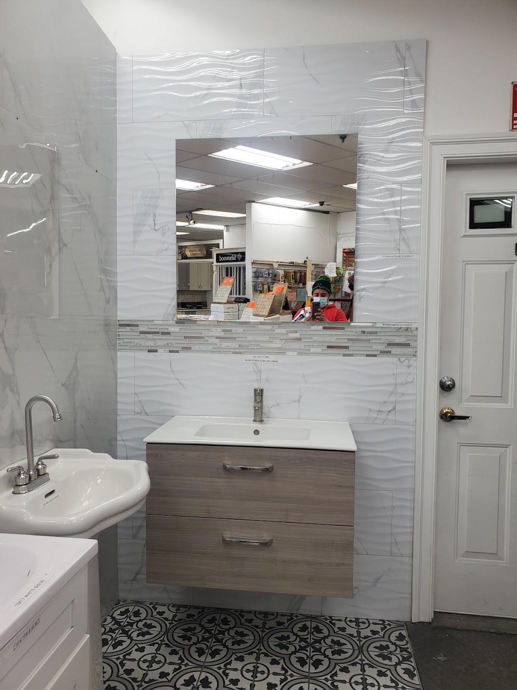 Weisman Home Outlets - Kitchen & Bathroom Cabinets | 218-01 Merrick Blvd, Springfield Gardens, NY 11413 | Phone: (718) 723-4000