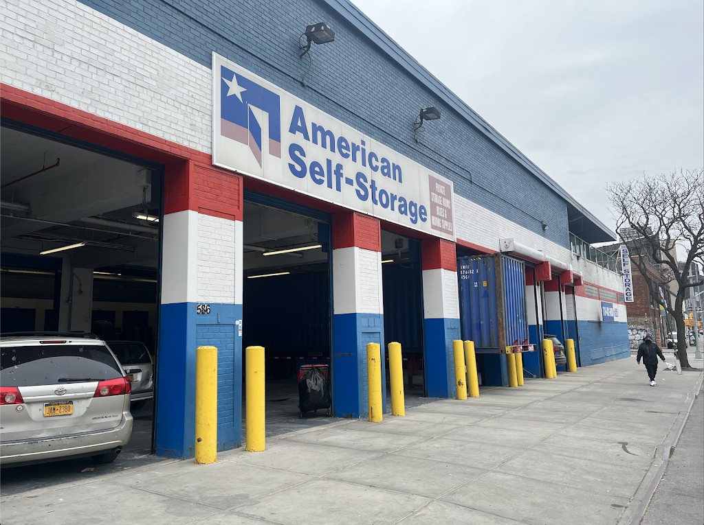 River Ave Self Storage | 586 River Ave, The Bronx, NY 10451 | Phone: (844) 916-4899