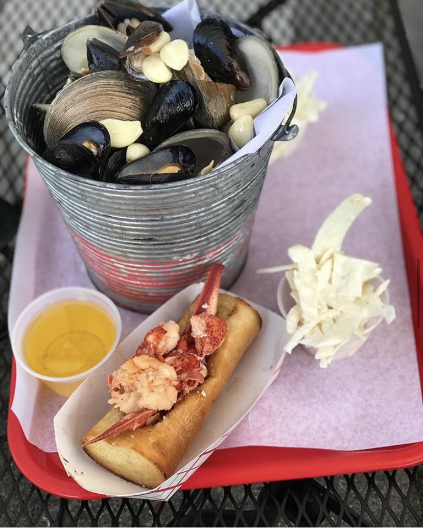 The Lazy Lobster | 6 Broadway, Milford, CT 06460 | Phone: (203) 283-1864