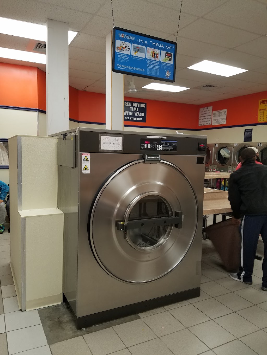 TopKat Super Laundromat | 544 Deming Rd, Berlin, CT 06037 | Phone: (860) 828-1726