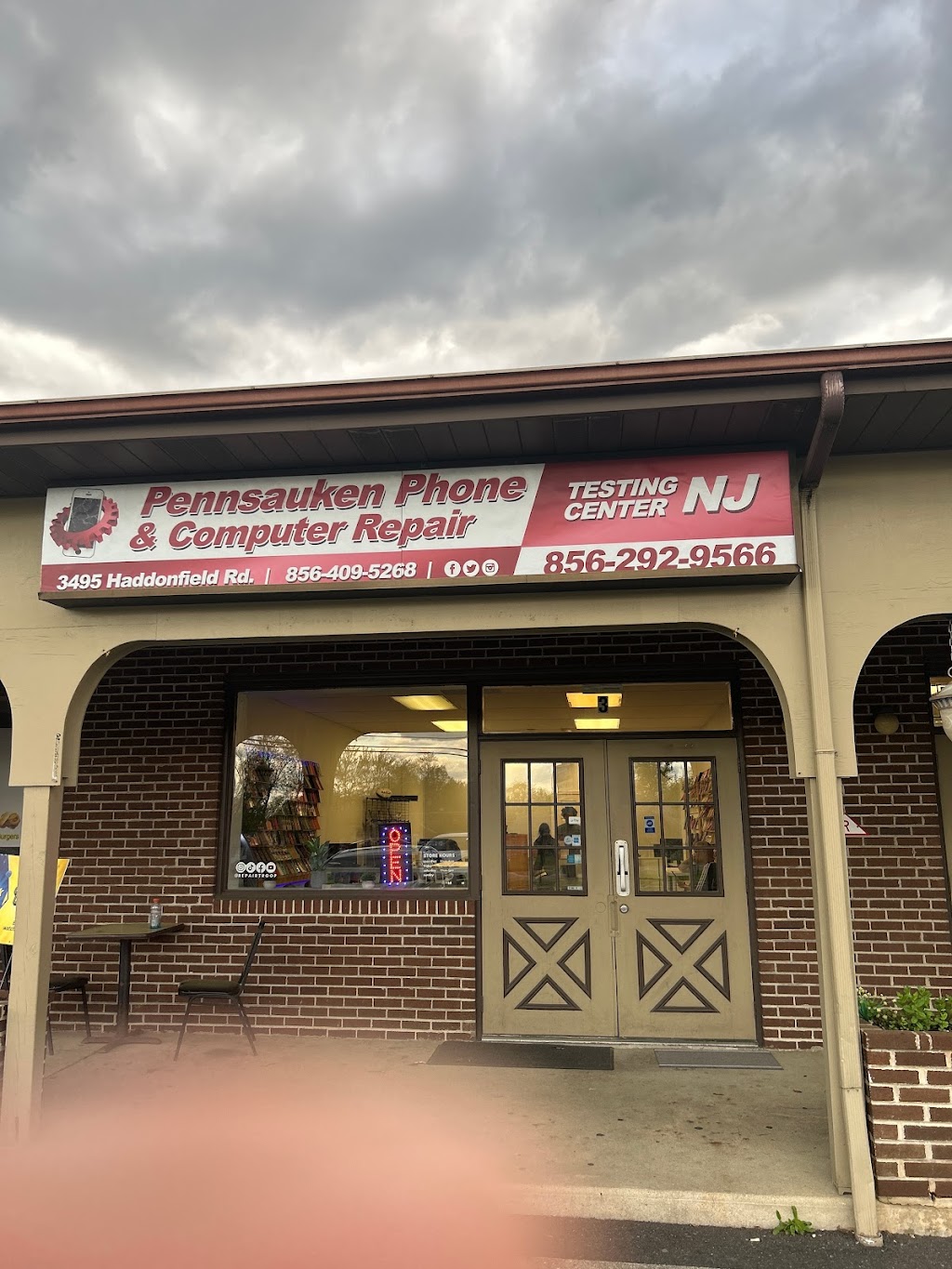 The LaB Phone & Computer Repair | 3495 Haddonfield Rd #3, Pennsauken Township, NJ 08109 | Phone: (856) 409-5268