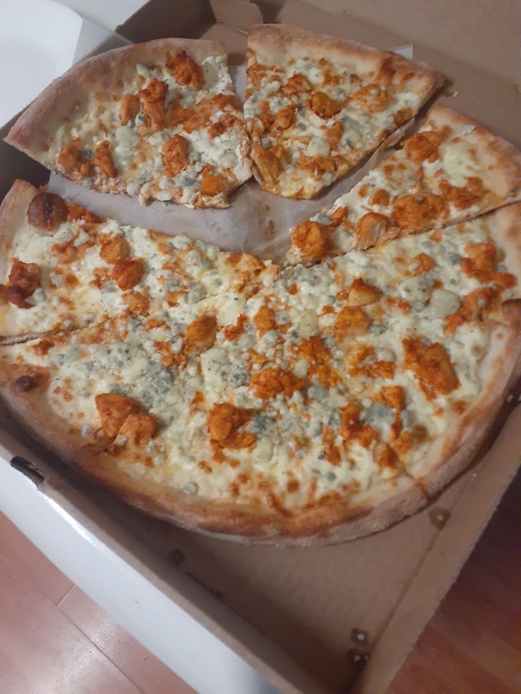 Antonios Pizza & Wings | 71 Main St, Easthampton, MA 01027 | Phone: (413) 527-8383