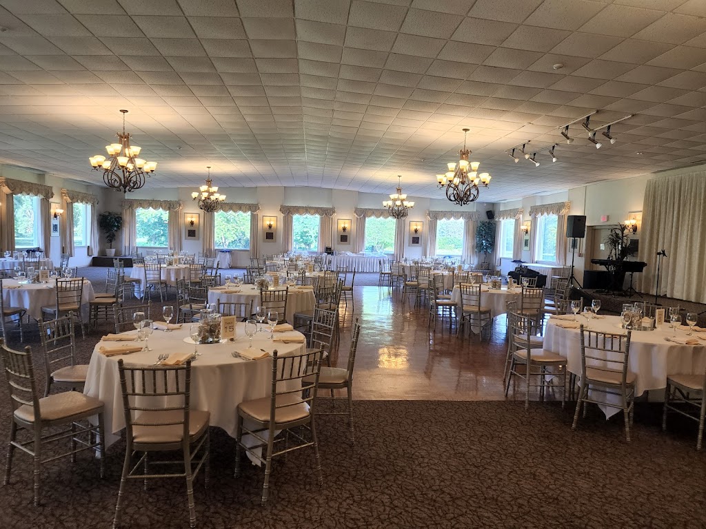 Tekoa Country Club | 459 Russell Rd, Westfield, MA 01085 | Phone: (413) 568-1636
