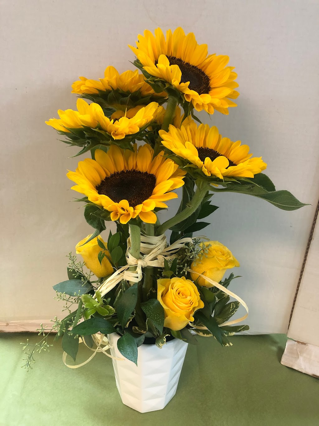 Blooms at the Hills Florist | 426 US-202 206 N, Bedminster, NJ 07921 | Phone: (908) 234-2900