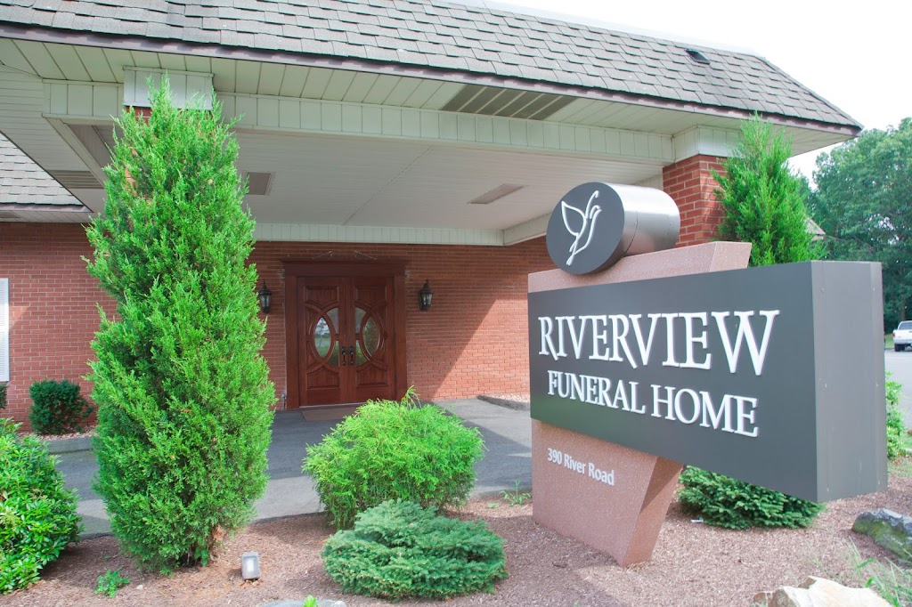 Riverview Funeral Home Inc | 390 River Rd, Shelton, CT 06484 | Phone: (203) 924-6800