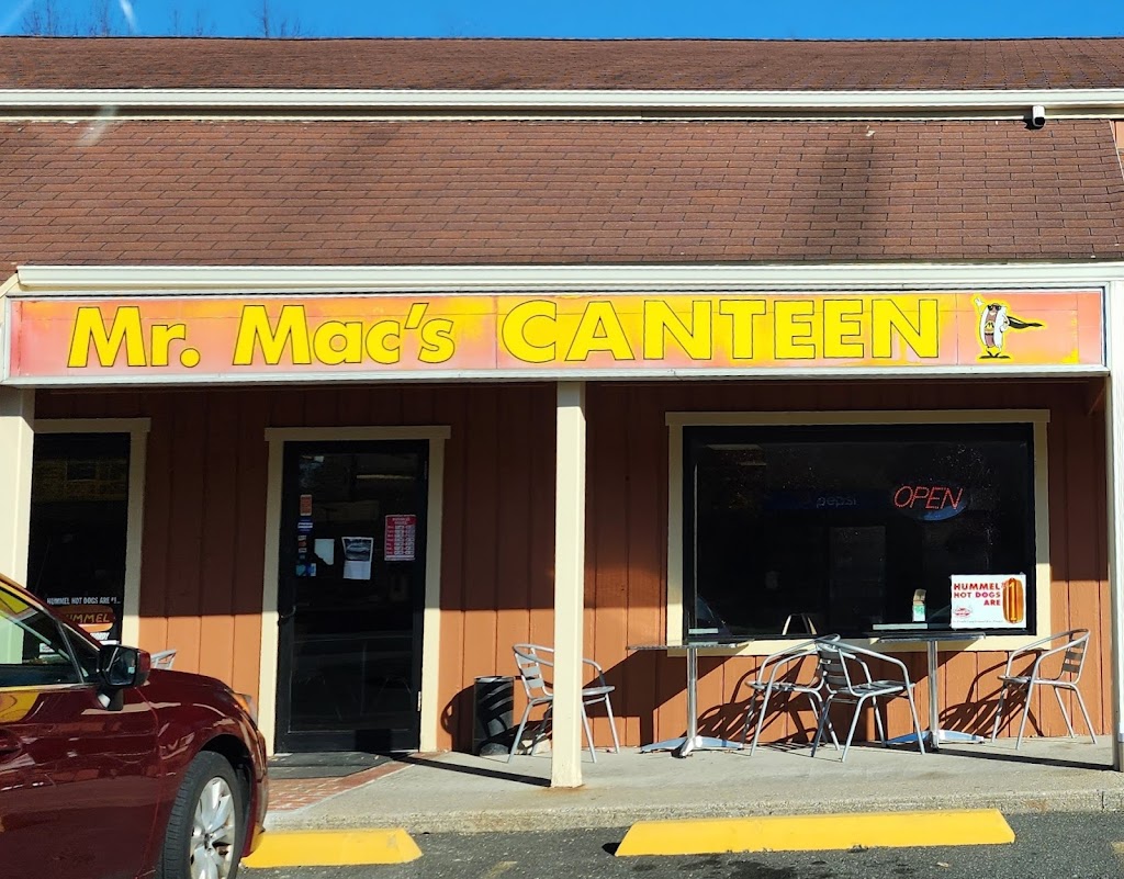 Mr Macs Canteen | 838 Main St C, Monroe, CT 06468 | Phone: (203) 459-9595