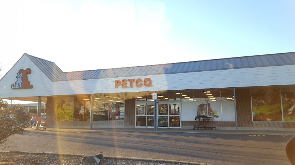 Petco | 955 Ferry Blvd, Stratford, CT 06614 | Phone: (203) 378-9004