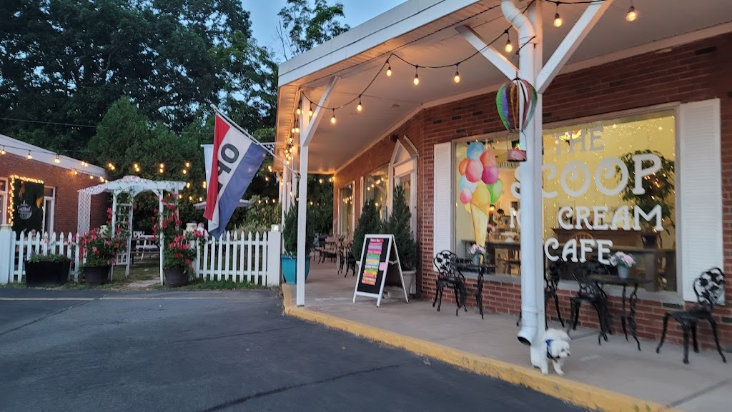 The Scoop Ice Cream Cafe | 18 Church St, Ellington, CT 06029 | Phone: (860) 454-0996