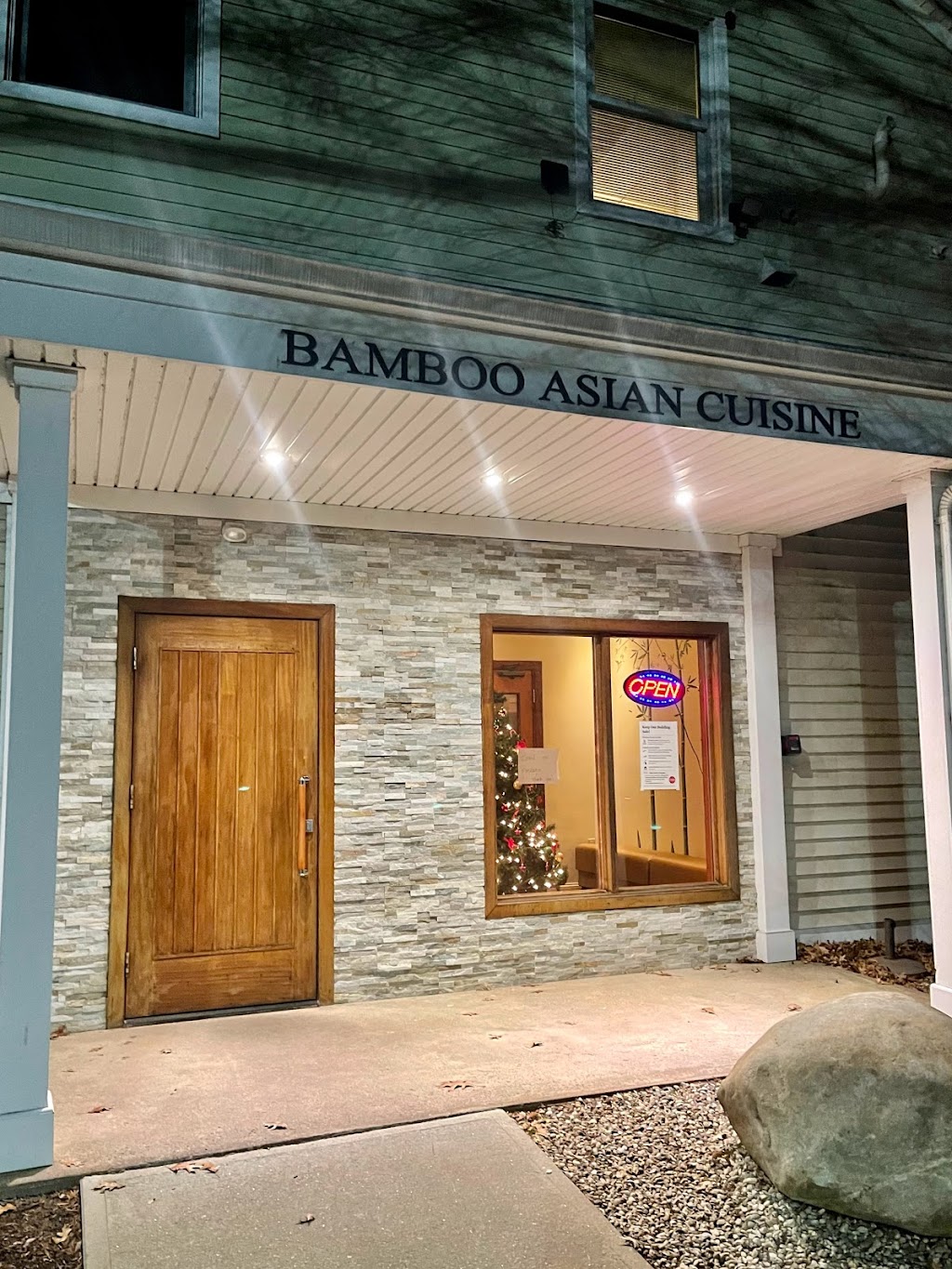 Bamboo Asian Cuisine | 3 Melrose Dr, Farmington, CT 06032 | Phone: (860) 409-0888