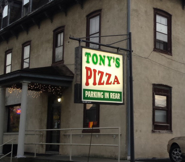 Tonys Pizza | 104 Main St, Stockertown, PA 18083 | Phone: (610) 759-3404