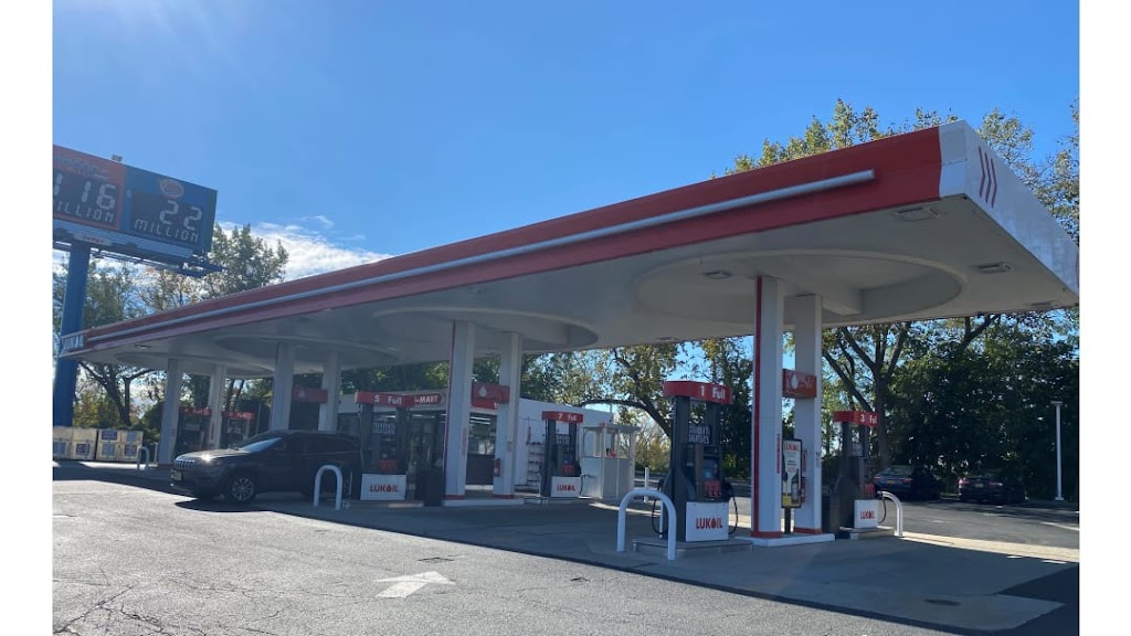 LUKOIL | 27 Rte 4 E, Hackensack, NJ 07601 | Phone: (201) 487-2202