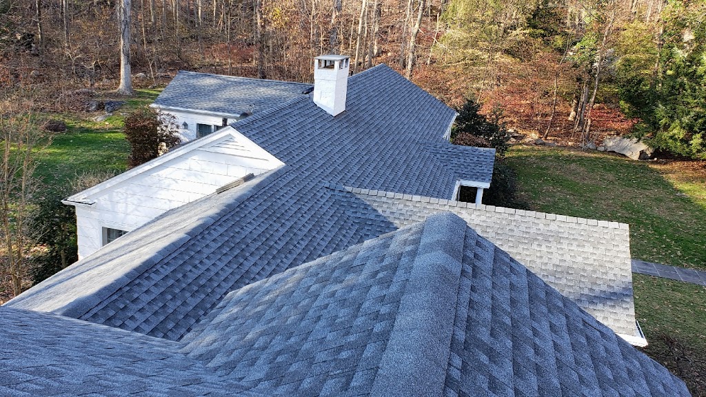 Maderas Roofing LLC | 329 Flax Hill Rd, Norwalk, CT 06854 | Phone: (203) 855-1372