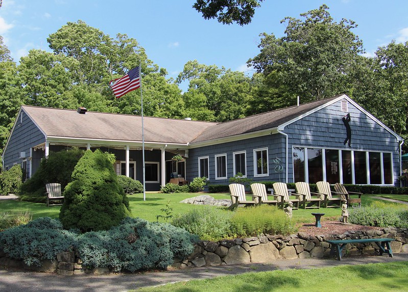 Newtown Country Club | 2 Country Club Rd, Newtown, CT 06470 | Phone: (203) 426-9311