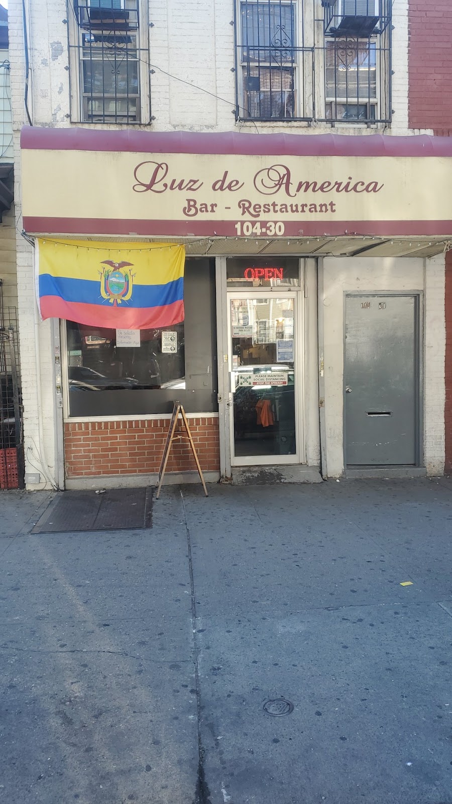 Luz De America | 104-30 Roosevelt Ave, Corona, NY 11368 | Phone: (718) 651-2060