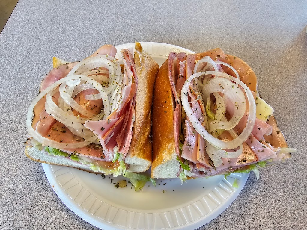 Lees Hoagie House Southampton | 26 Second Street Pike, Southampton, PA 18966 | Phone: (215) 322-2500