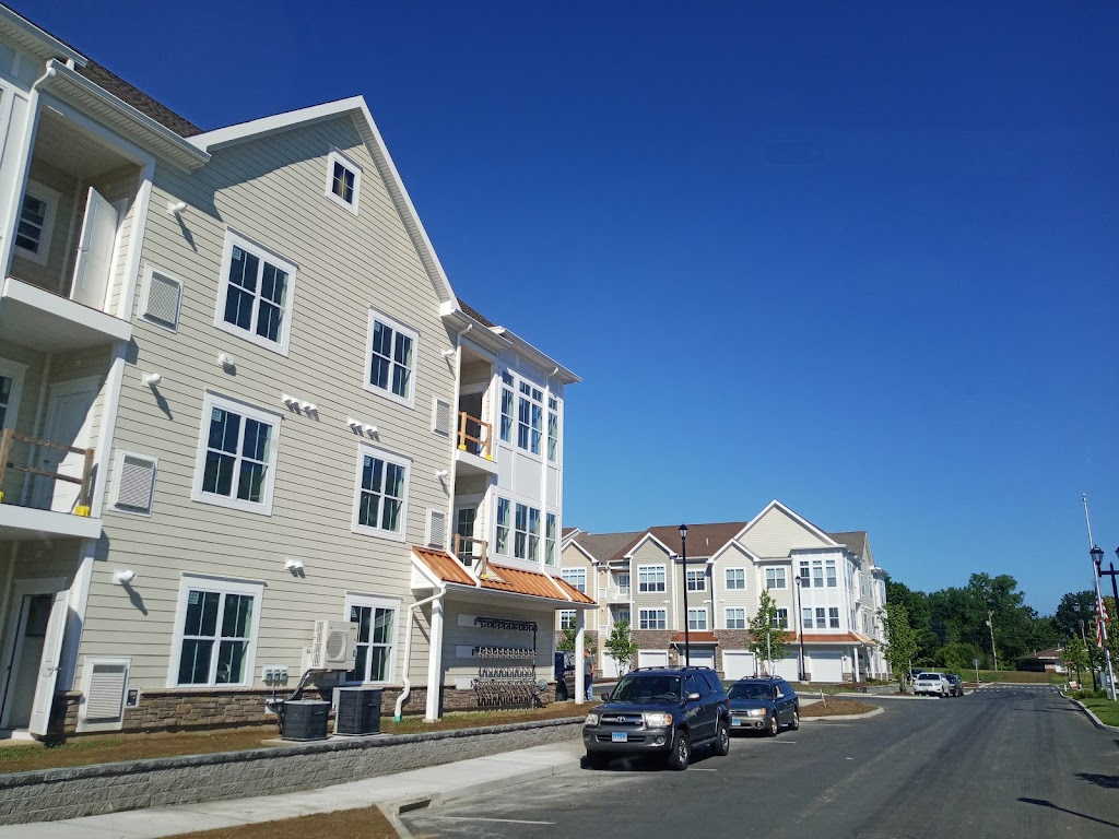 The Ridge at Talcott Mountain Apartments | 145 Cooper Ave, Weatogue, CT 06089 | Phone: (860) 337-6677