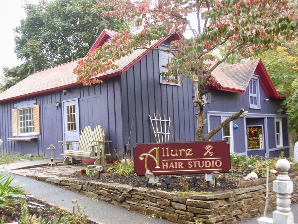 Allure Hair Studio | 3 Mason St, Coventry, CT 06238 | Phone: (860) 742-4444