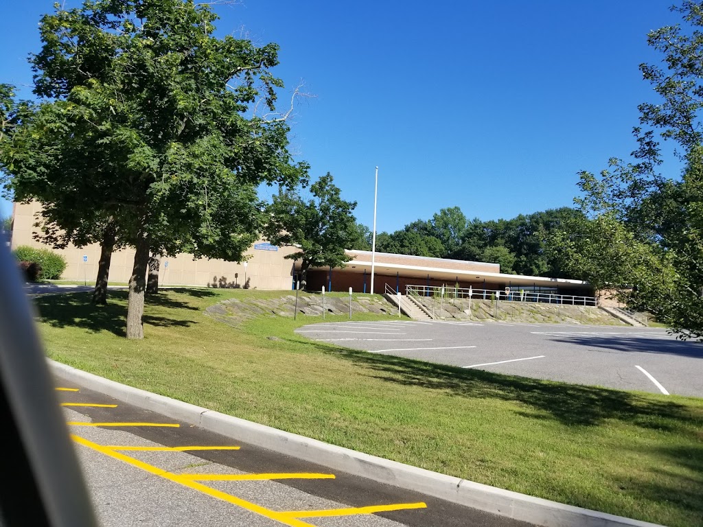 Newfield Elementary School | 345 Pepper Ridge Rd, Stamford, CT 06905 | Phone: (203) 977-4282