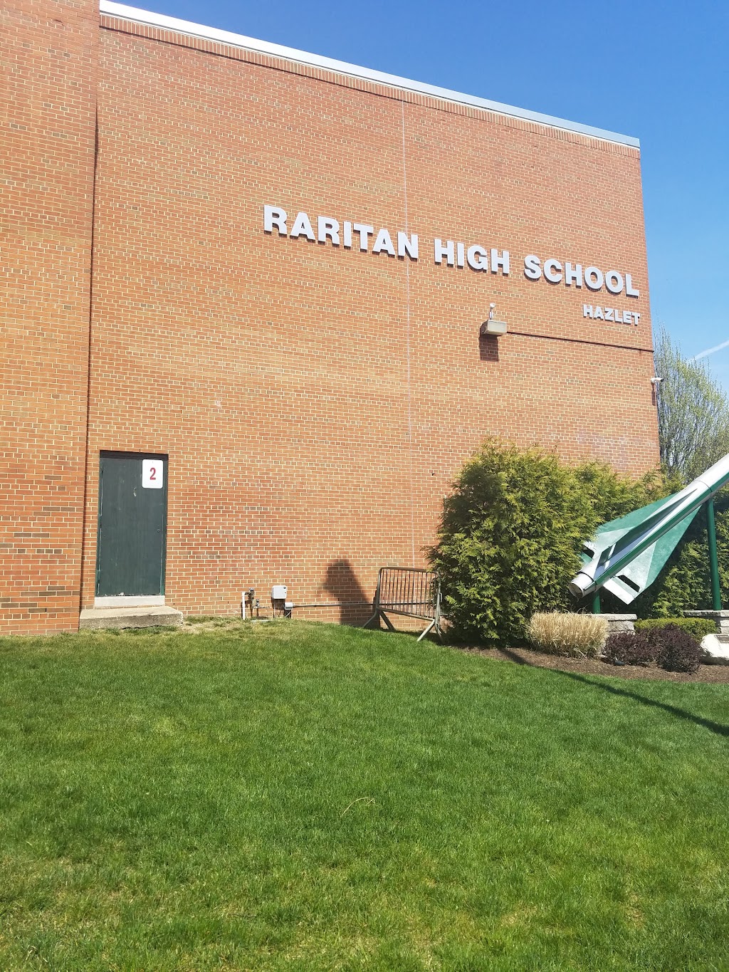 Raritan High School | 419 Middle Rd, Hazlet, NJ 07730 | Phone: (732) 264-8411