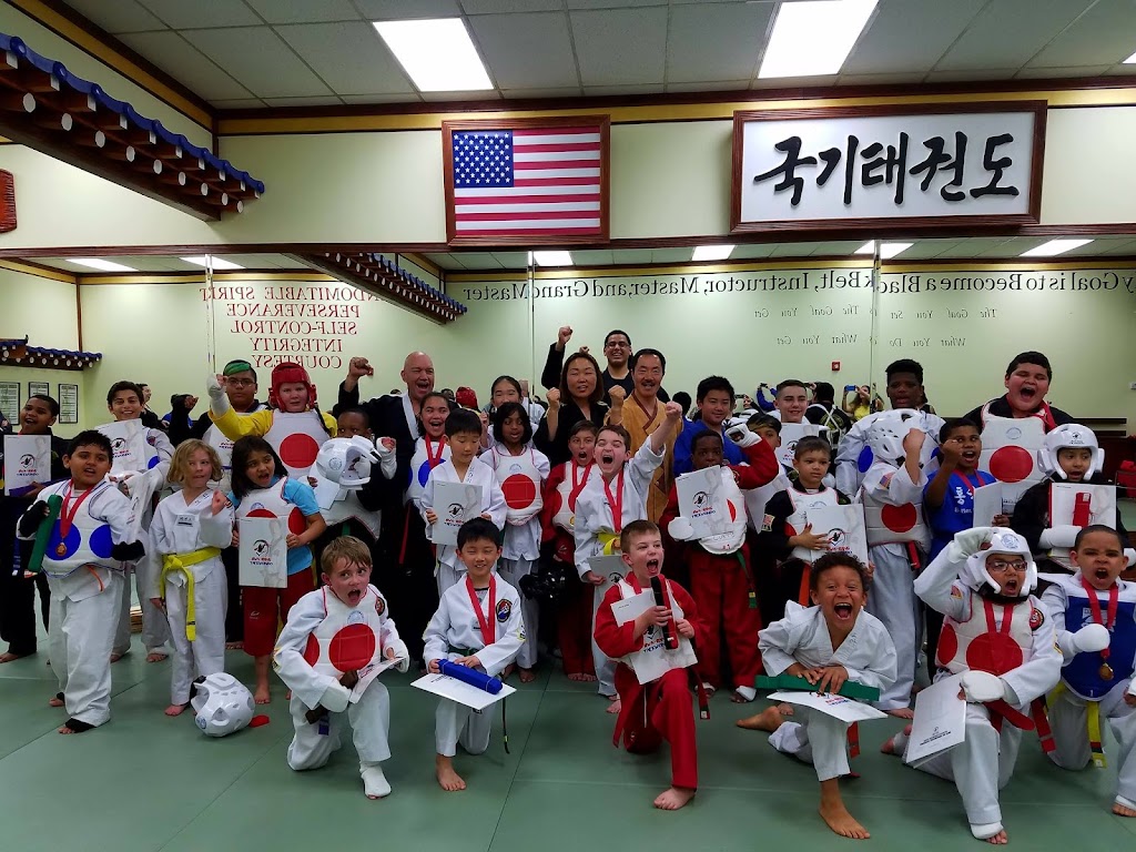 Hwa-Rang Taekwondo of White Plains | 93 Knollwood Rd #1818, White Plains, NY 10607 | Phone: (914) 428-0085
