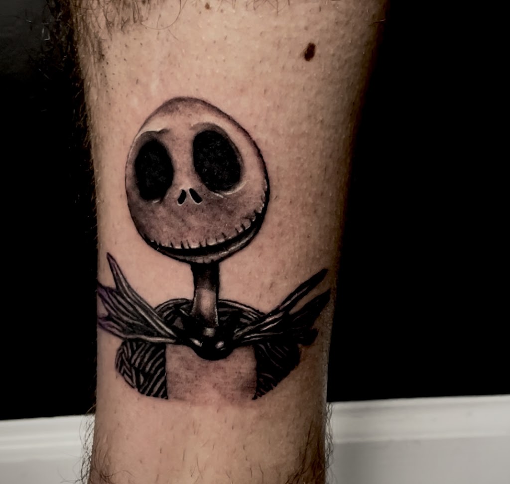 The Grim Tattoo and Gallery | 679 Rubber Ave, Naugatuck, CT 06770 | Phone: (760) 552-0338