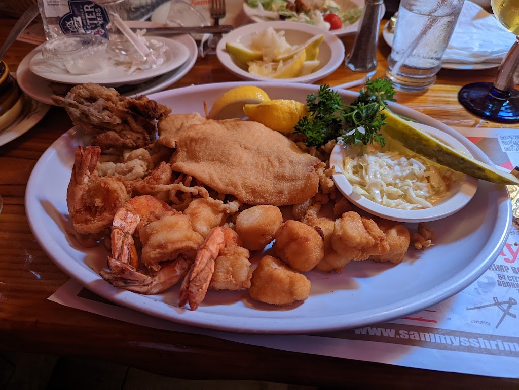 Sammys Fish Box | 41 City Island Ave, The Bronx, NY 10464 | Phone: (718) 885-0920