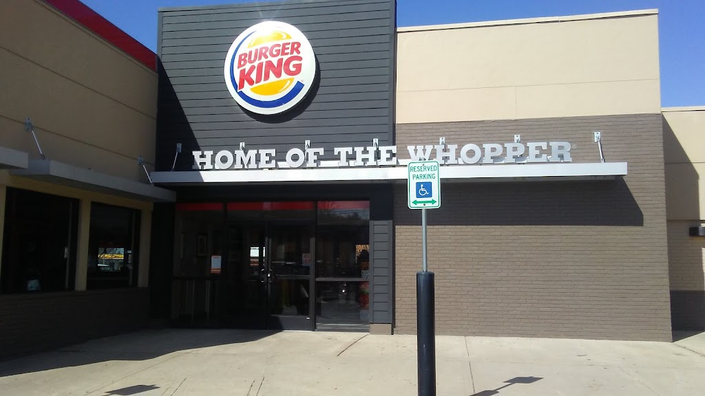Burger King | 390 Foxon Blvd, New Haven, CT 06513 | Phone: (203) 467-9110