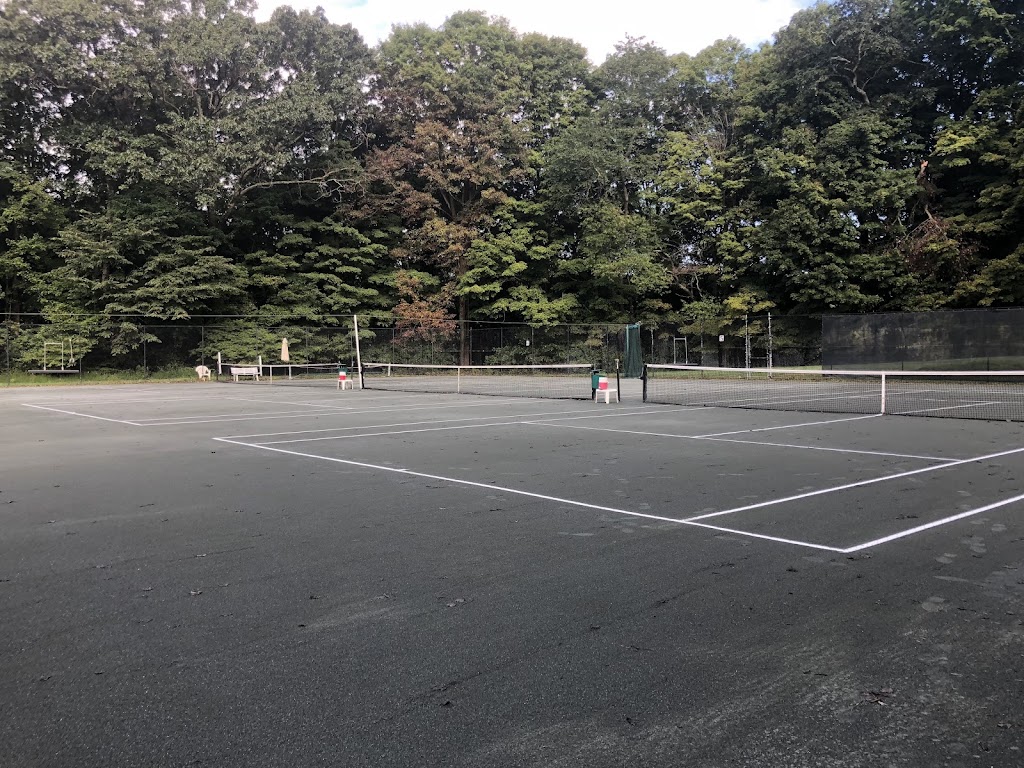 New Milford Tennis & Swim Club | 93 Aspetuck Ridge Rd, New Milford, CT 06776 | Phone: (860) 354-7876