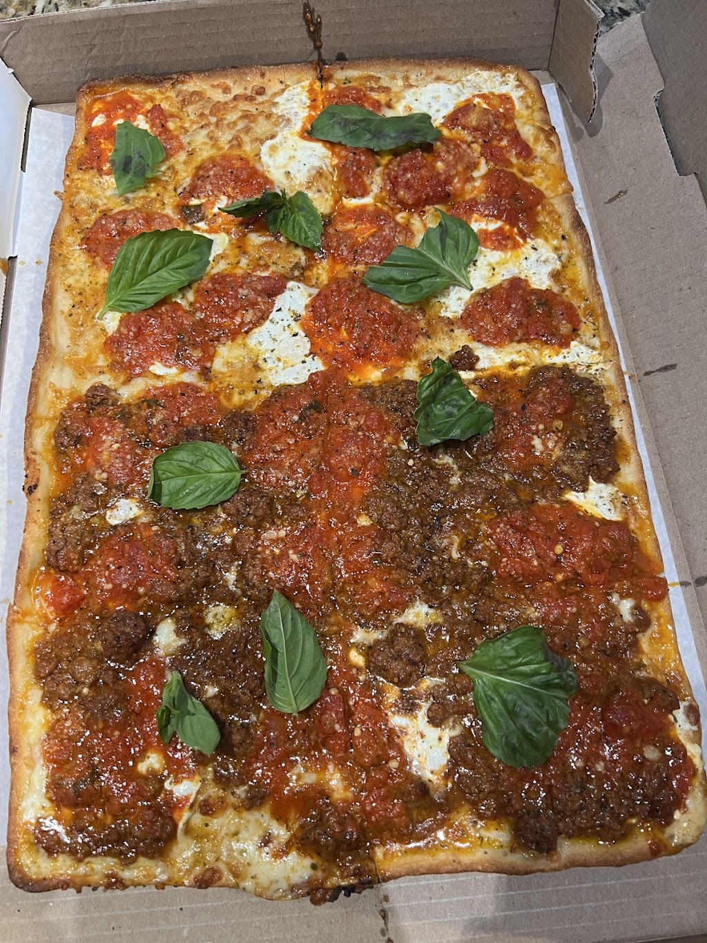 Toskana Pizzeria Restaurant | 24825 Northern Blvd, Little Neck, NY 11362 | Phone: (718) 225-2887