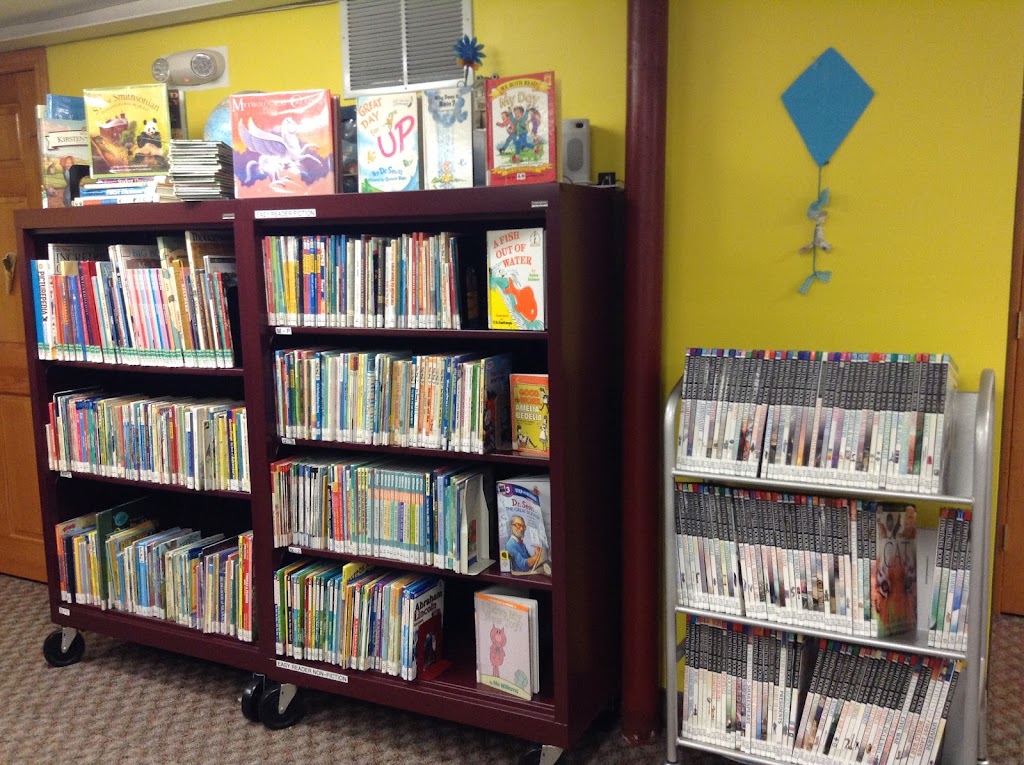 Andover Public Library | 355 US-6, Andover, CT 06232 | Phone: (860) 742-7428