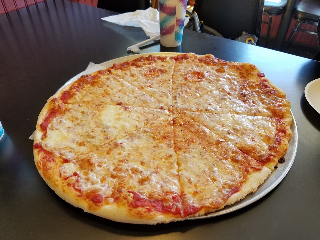 Mr Crispys Brick Oven Pizza | 120 W Ramapo Rd, Garnerville, NY 10923 | Phone: (845) 362-2359