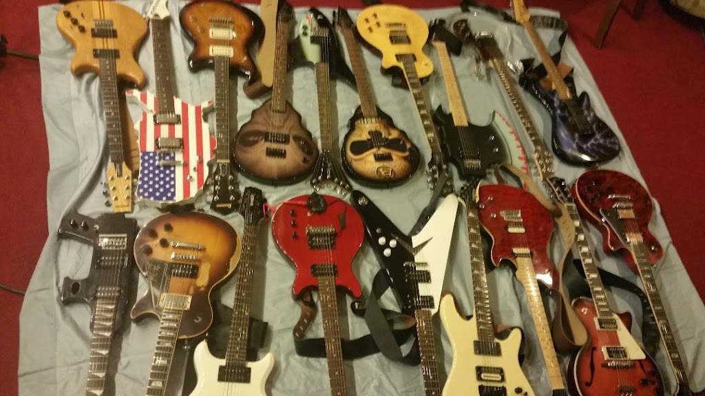 Lotz of Guitars | 268 New Hackensack Rd, Wappingers Falls, NY 12590 | Phone: (201) 527-0895