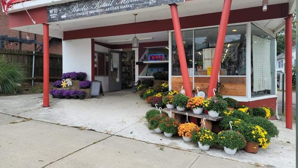 Rustic Retail Market | 10 Greenwich St, Belvidere, NJ 07823 | Phone: (908) 750-3945