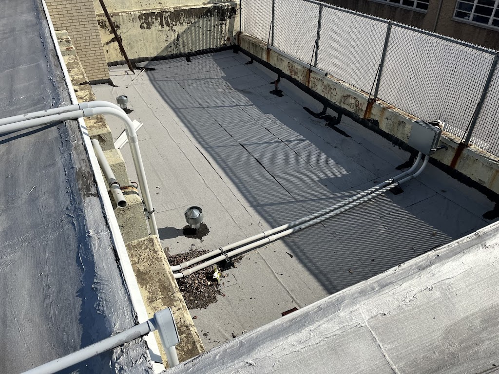 Rafferty Roofing | 5703 Charles St Suite B, Philadelphia, PA 19124 | Phone: (215) 253-3142
