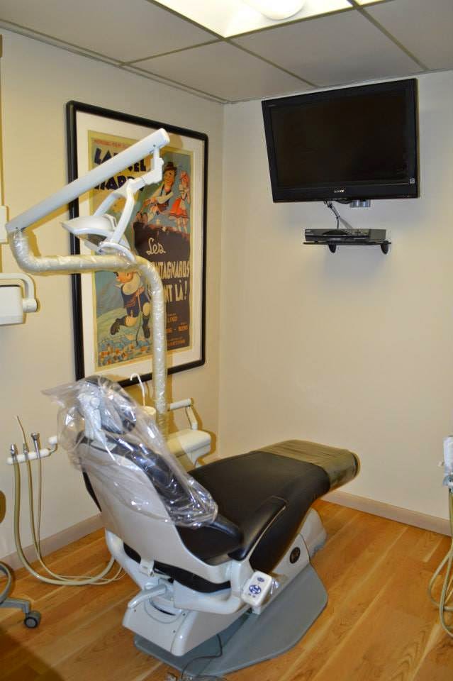 Long Island Dental Associates - Dr. Michael Tennenbaum, DMD | 394 Willis Ave, Roslyn Heights, NY 11577 | Phone: (516) 484-4730