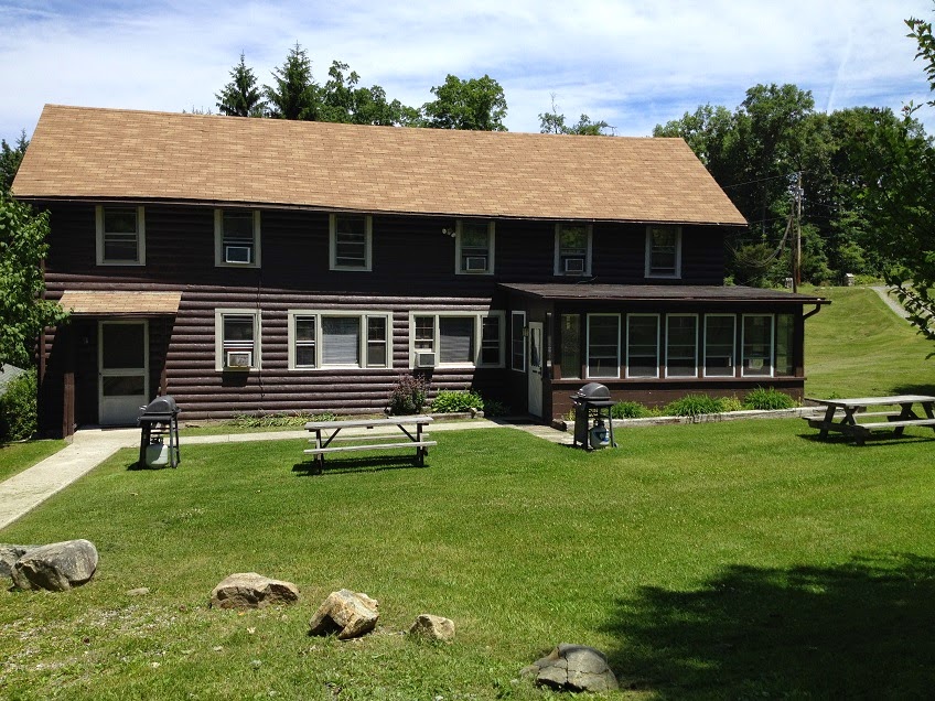 Willow Lake Farms Vacation Homes | 4 Willow Lake Dr, Fishkill, NY 12524 | Phone: (914) 475-5254