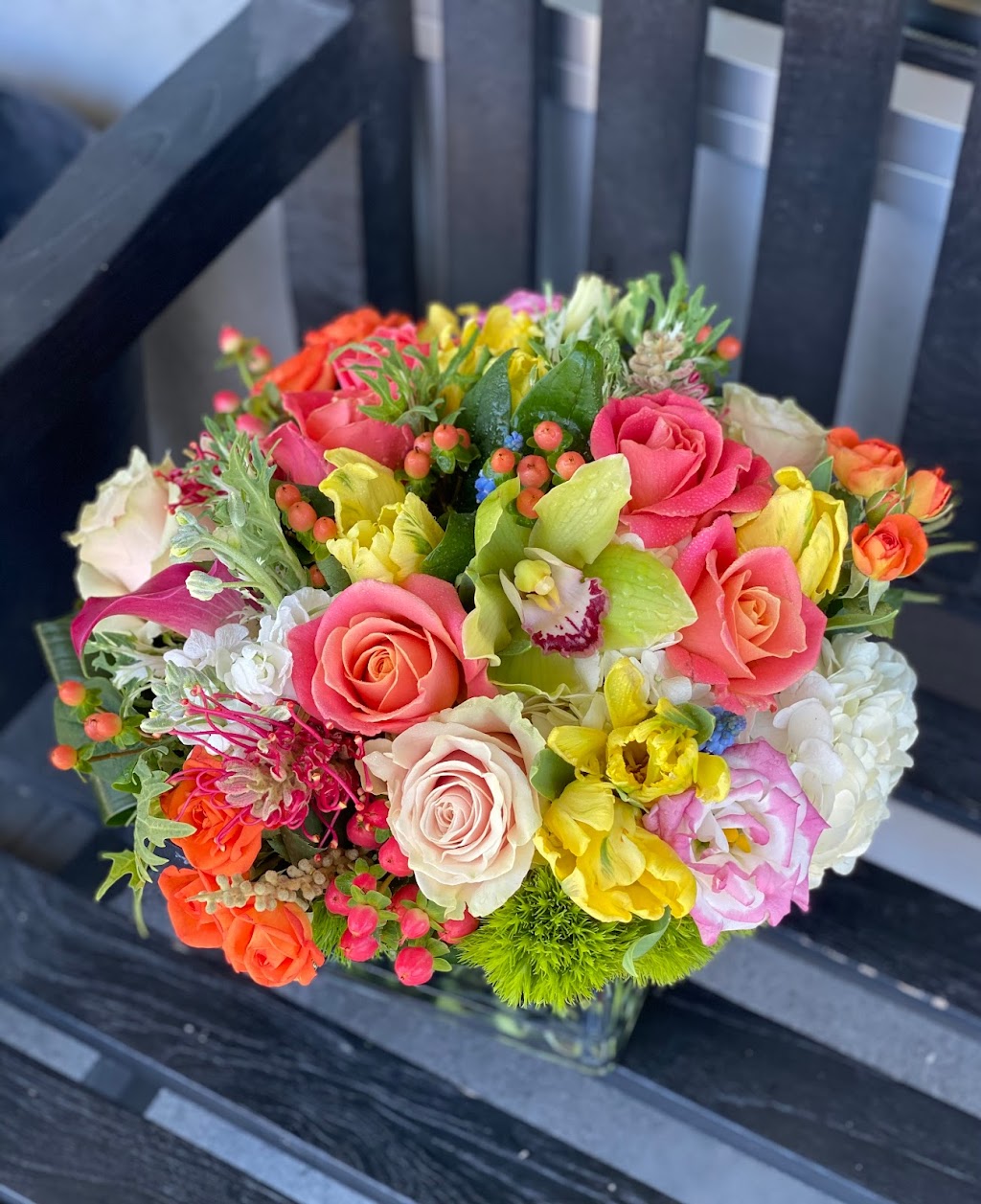 Colonial Village Flowers | 1497 Weaver St, Scarsdale, NY 10583 | Phone: (914) 723-2888
