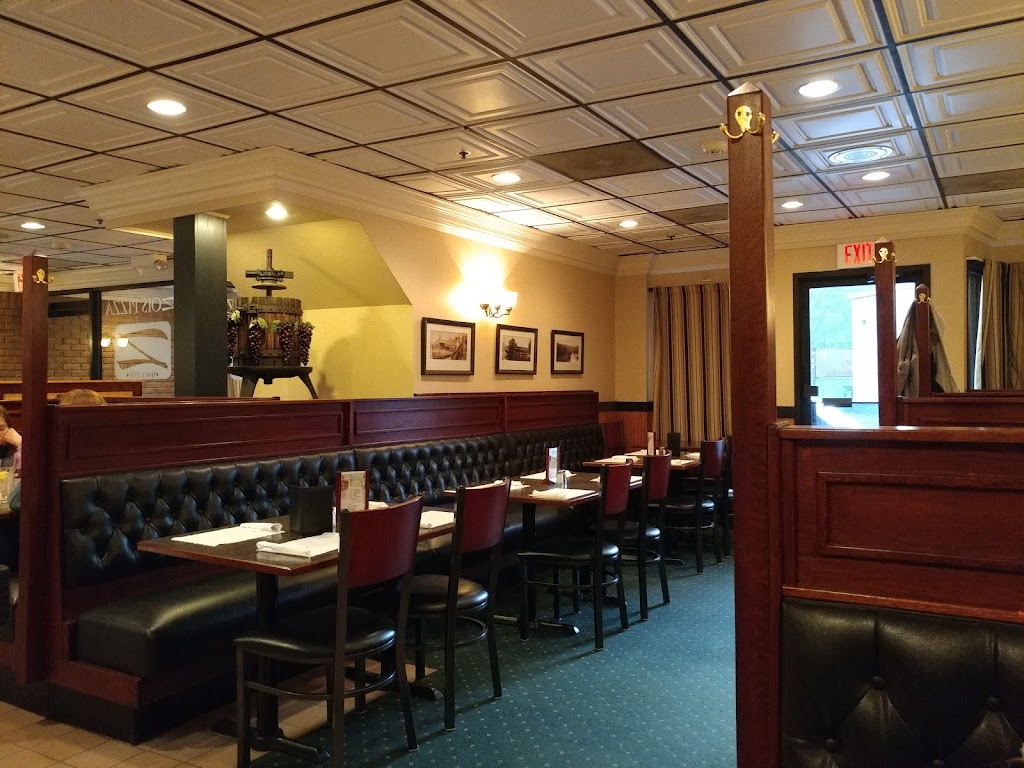 Zois Pizza Palace | 48 Main St, Seymour, CT 06483 | Phone: (203) 888-1131